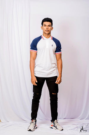 Two tone avvy’s T-Shirt